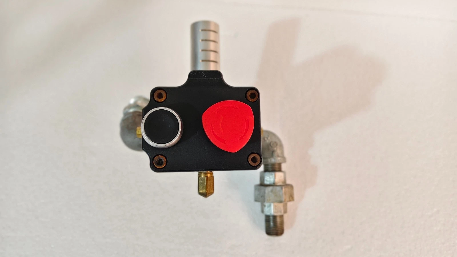 admin/uploads/uploads/automatic valve p06-008 emergency stop valve_5.webp